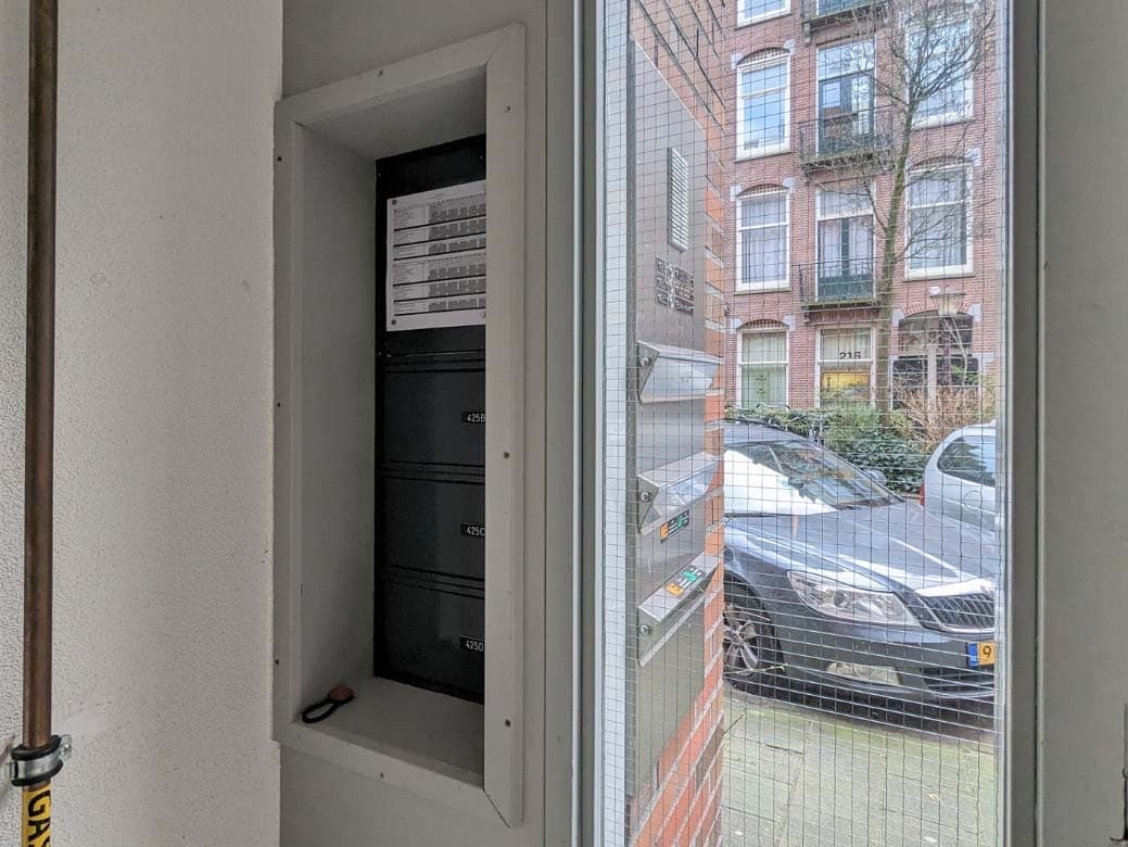 Inspectiefoto van postkasten bij voorgevel (portieken)